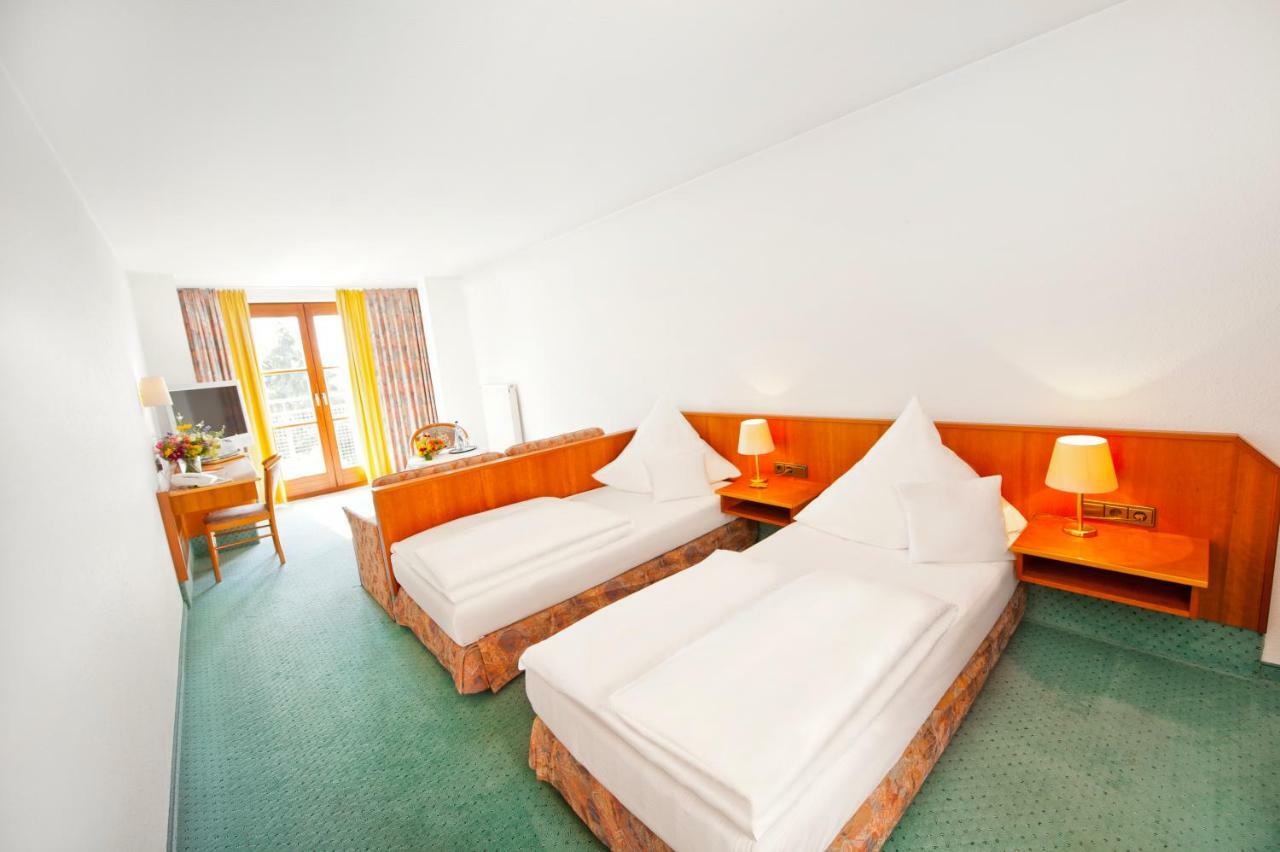 Hotel Gasthof Raab Швабах Екстер'єр фото