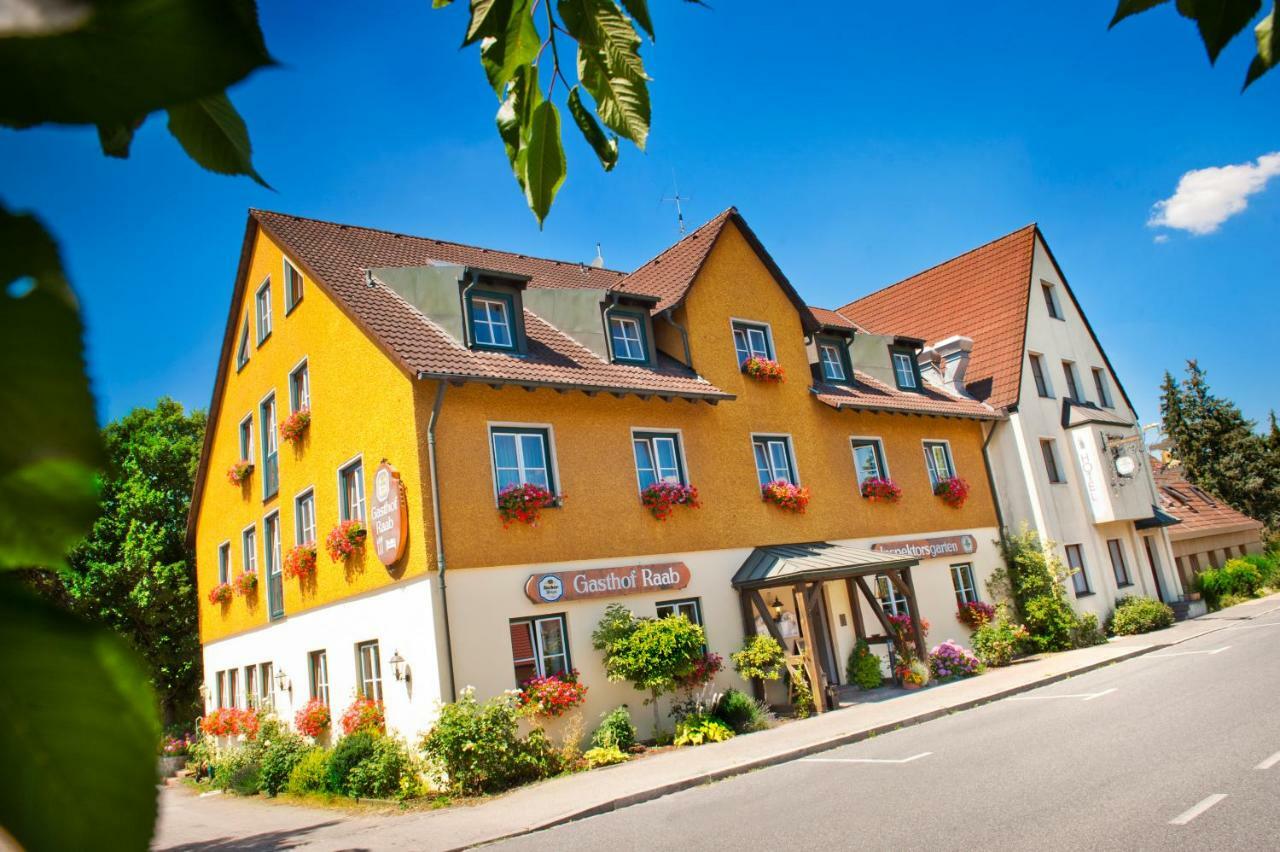 Hotel Gasthof Raab Швабах Екстер'єр фото